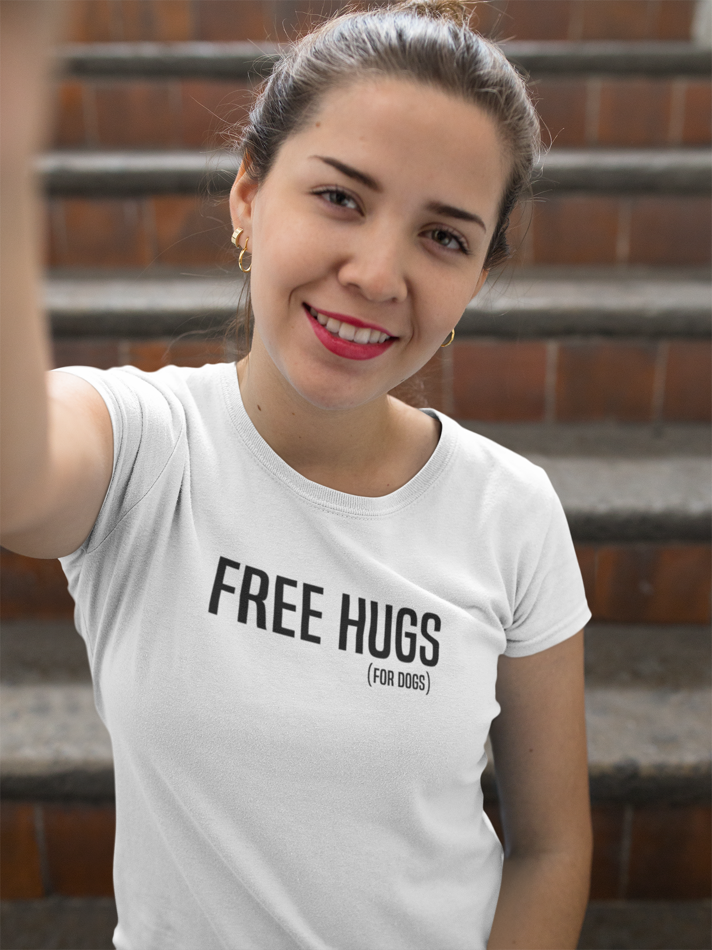 FREE HUGS (For Dogs) - TontikShop Köpek ve Kedi Sahipleri için Tişört Serisi - Komik Kedi Köpek Tişörtleri